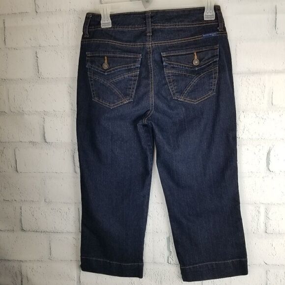 Bandolinoblu Jeans. Size 6. - Picture 2 of 8